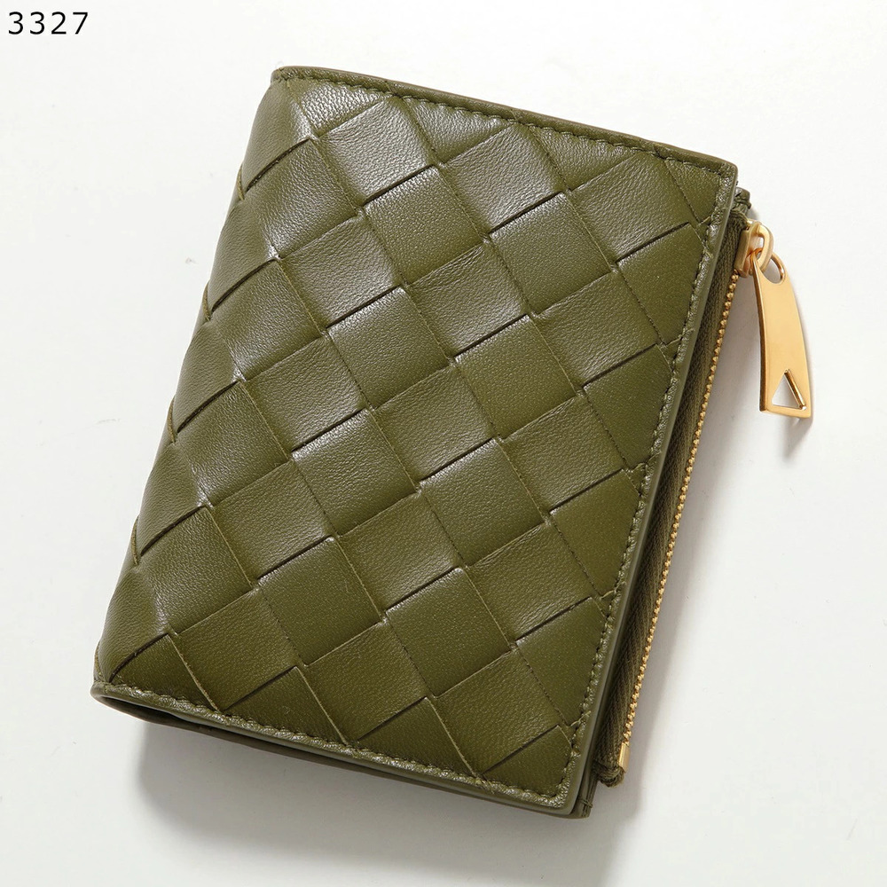 BOTTEGA VENETA Intrecciato Leather Bi fold Wallet